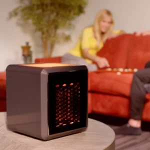 Мини греалка со амбиентално светло – 1500W